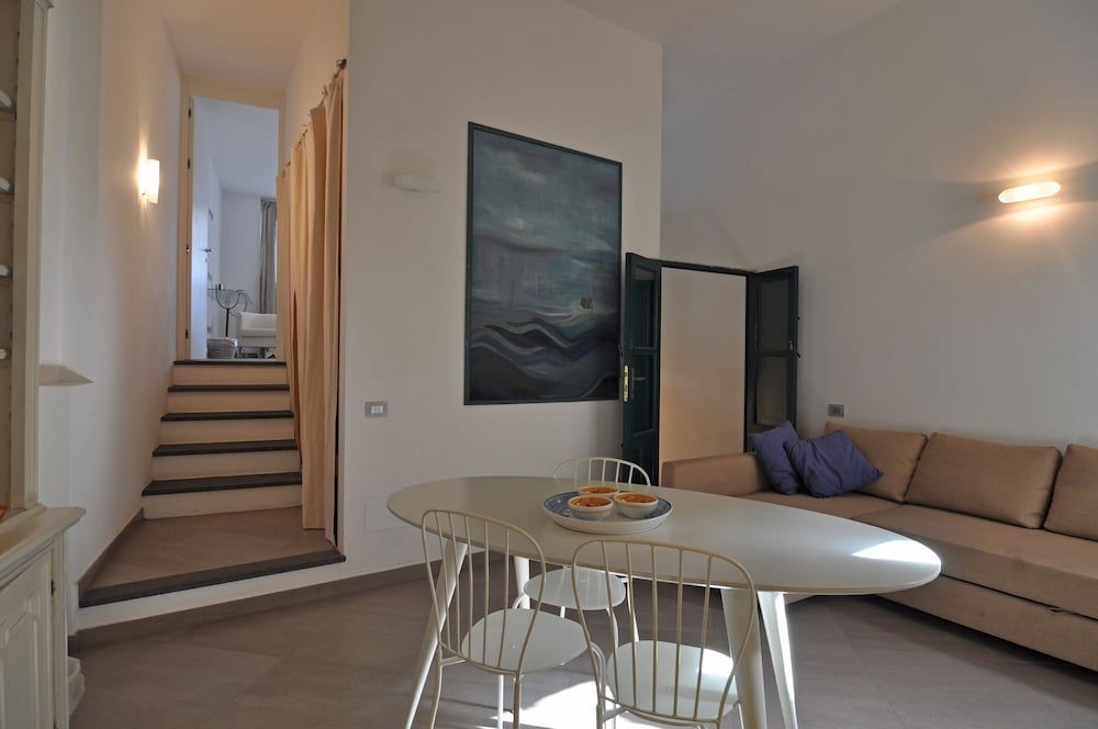 Il Gabbiano Relais Apartment, 3 Bedrooms, Sea View (Libeccio) 9