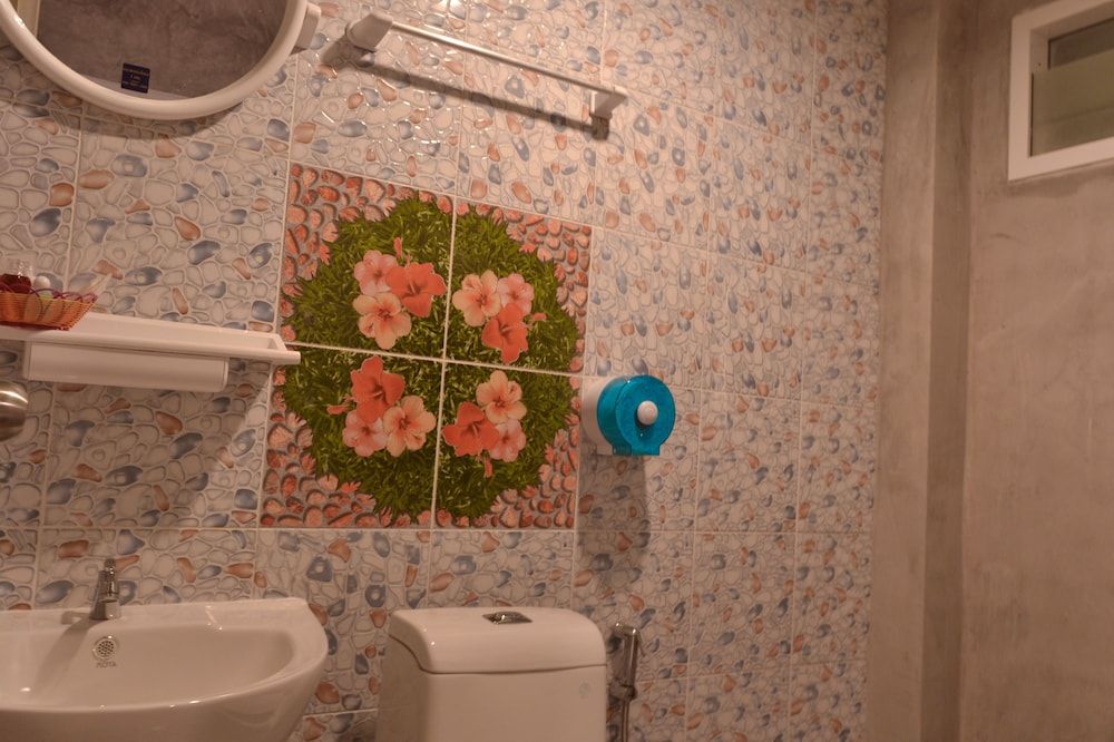 Baan Tubkaek Hotel Standard Double Room, 1 King Bed, Non Smoking, Sea View 35