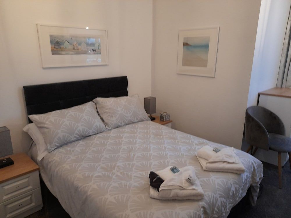 undefined Tregella Guest House 9