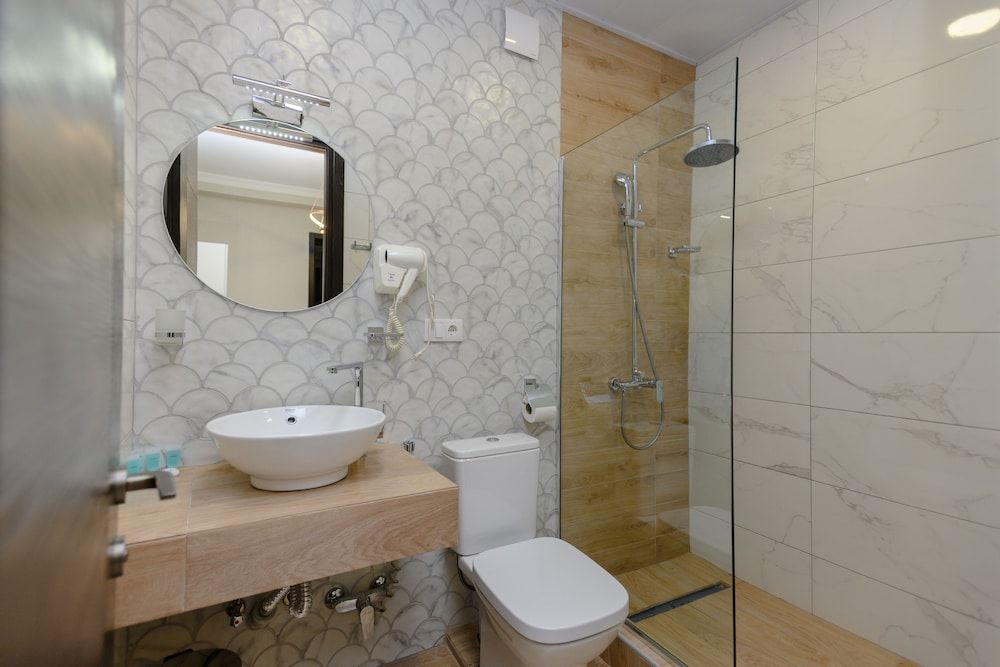 Rivendell Umbrella Collections Deluxe Double Room, Balcony 6