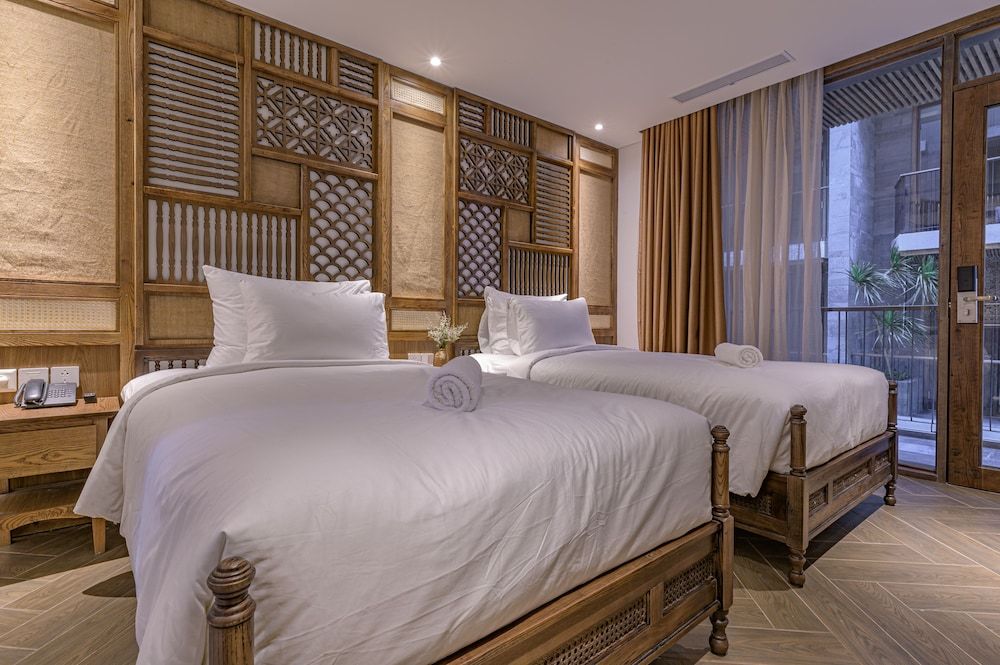 Le Boutique Danang Deluxe Twin Room 6