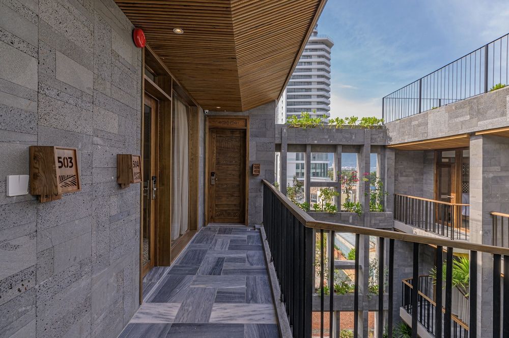 undefined Le Boutique Danang 7