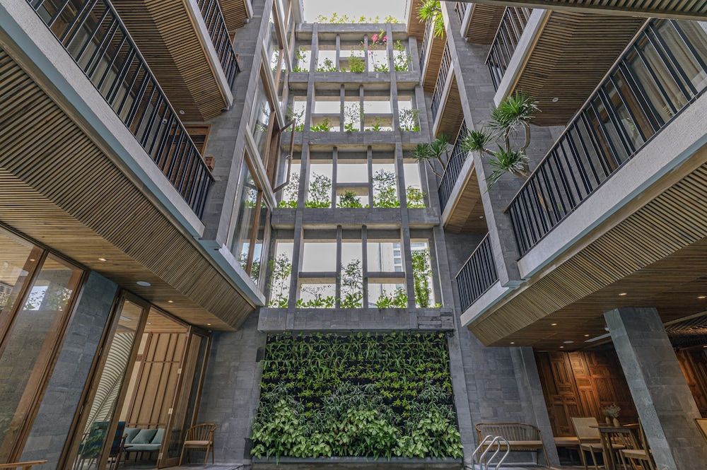 undefined Le Boutique Danang 10