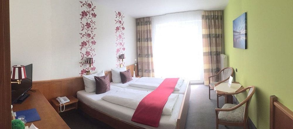 Hotel Krone Double Room, Balcony 5