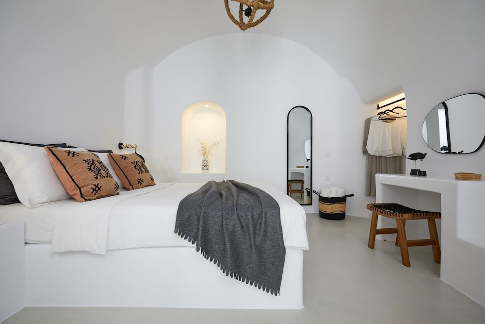 undefined Blue Art Caves 9