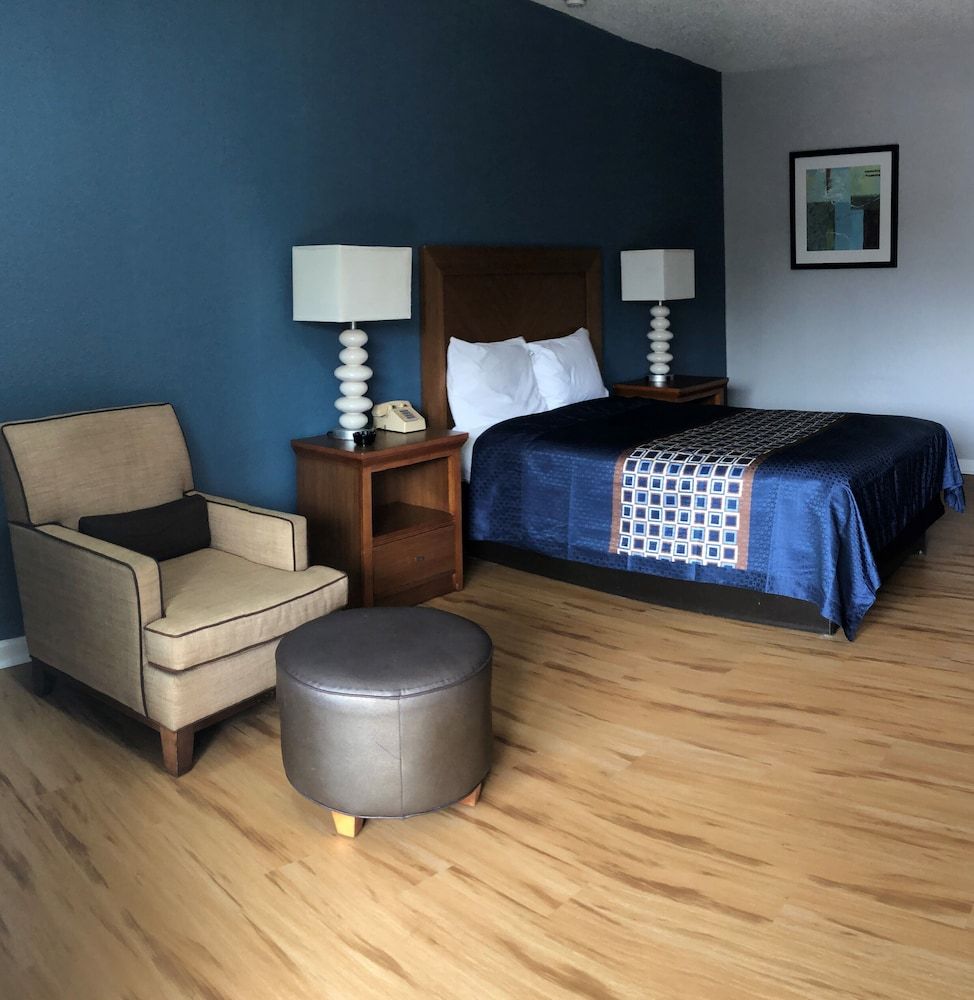 undefined Relax Inn 2