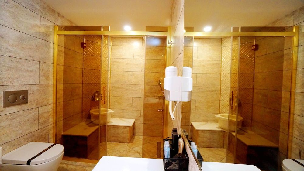 New Garden Hotel Standard Single Room, City View 8