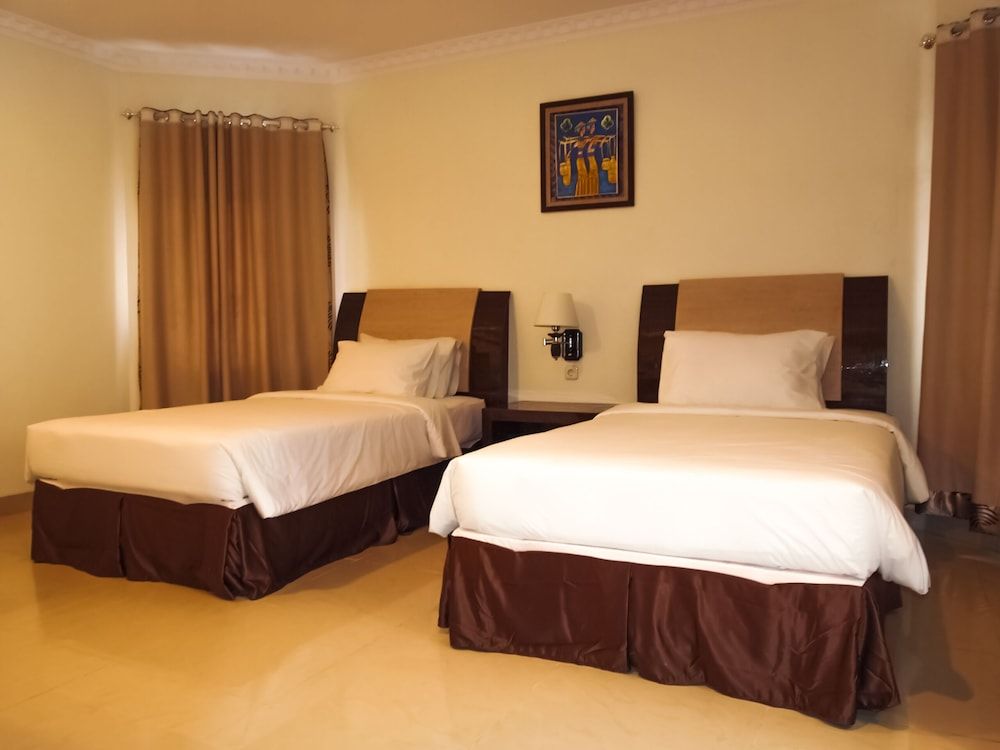 Deluxe Double or Twin Room