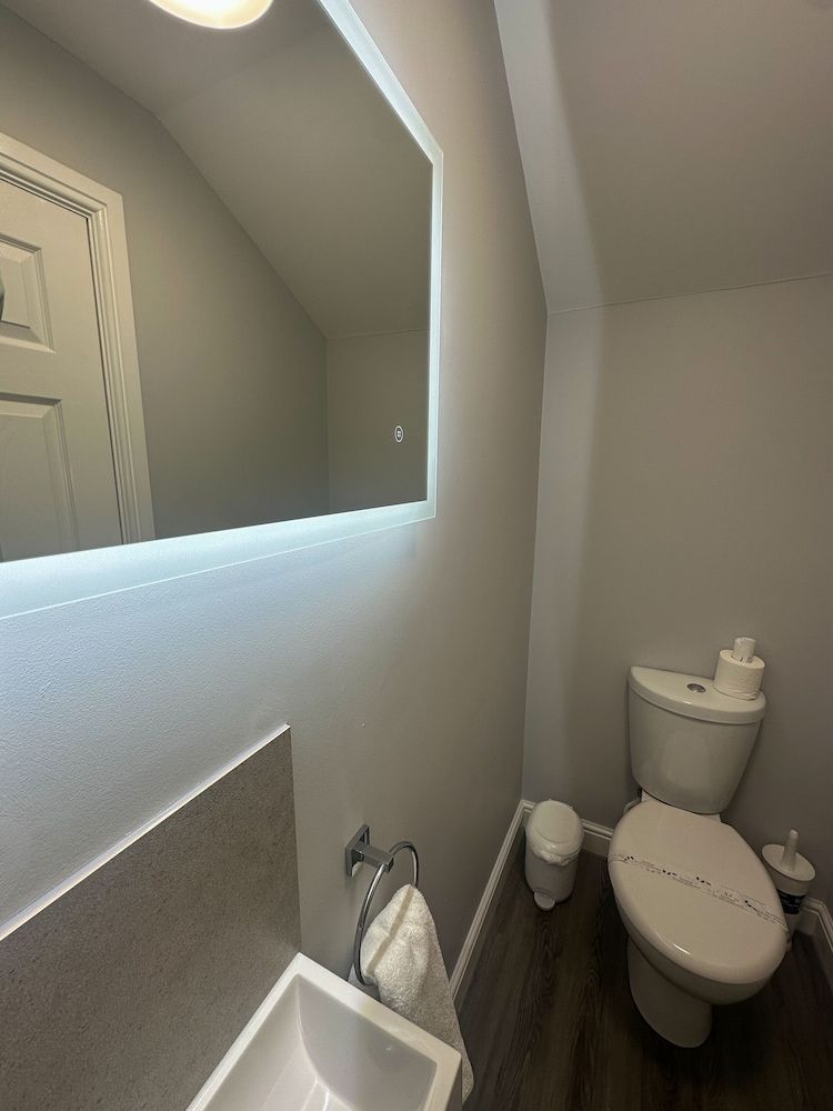 The Corbet Arms Standard Twin Room, Ensuite, River View 18