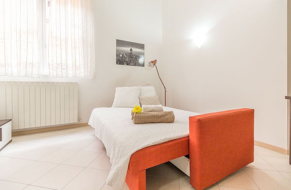 undefined Alessia's Flat Portello 3 10