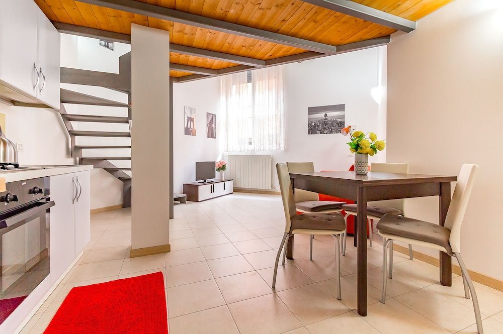 undefined Alessia's Flat Portello 3 4