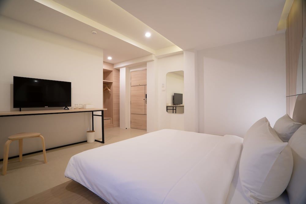 undefined Bedline Hotel 10