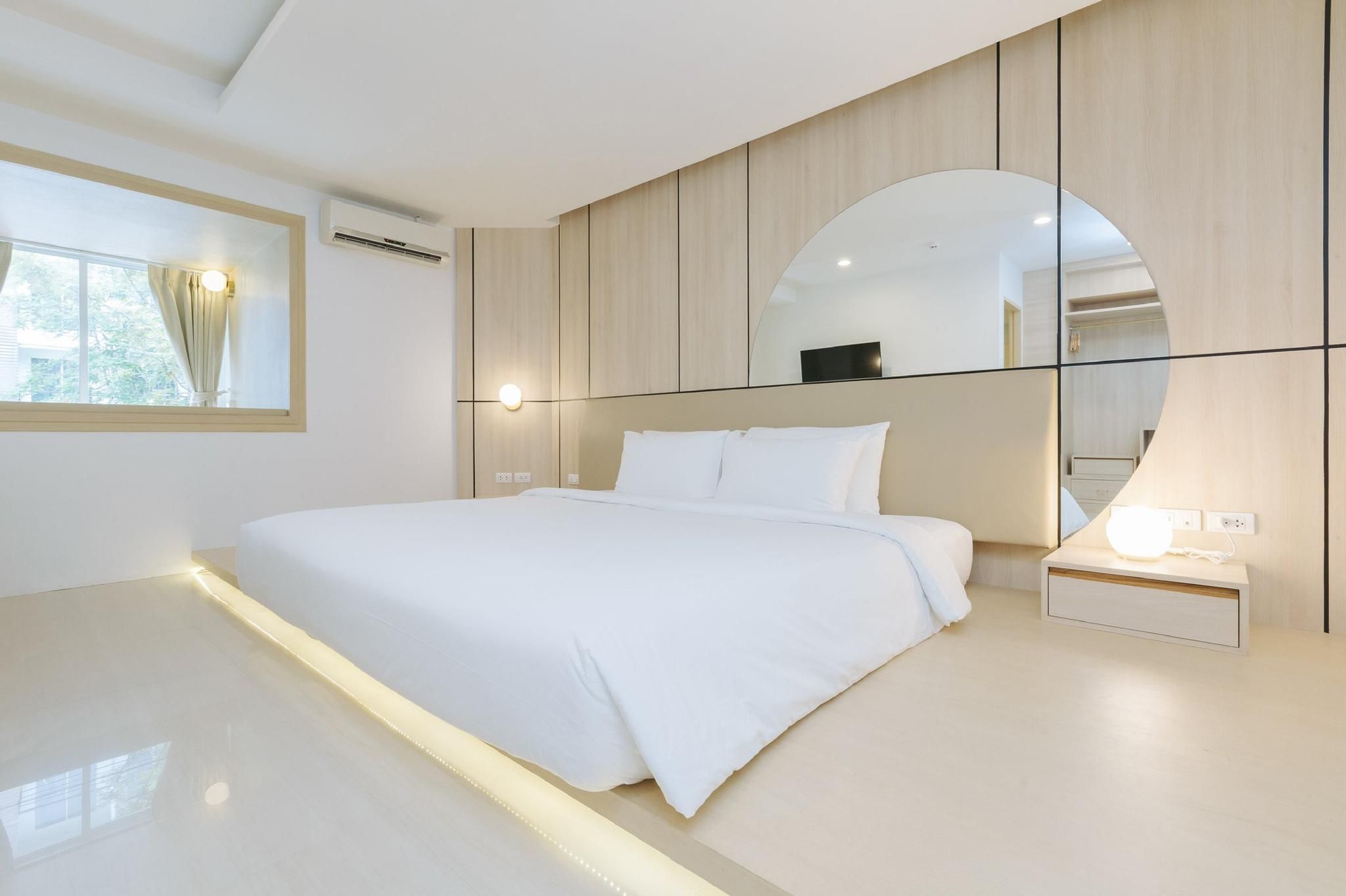 Bedline Hotel Grand Deluxe Room