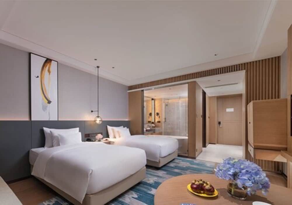 undefined New Century Hotel Zhenhai 6