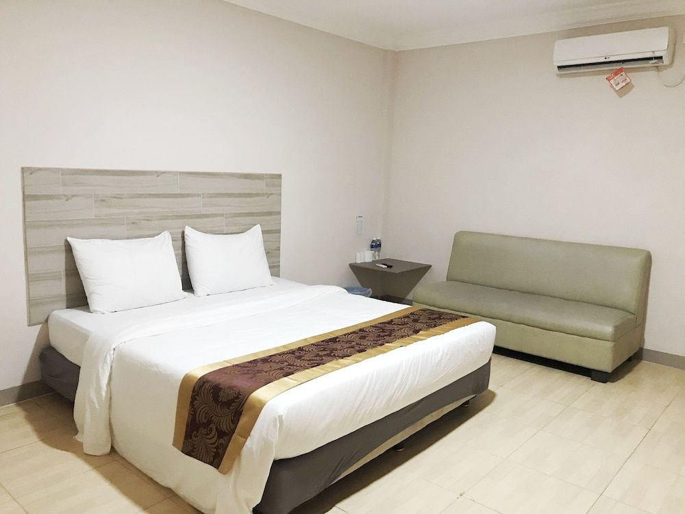 undefined The Music Hotel 5