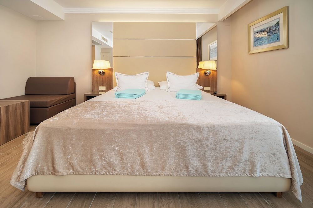 Superior Double Room, Balcony