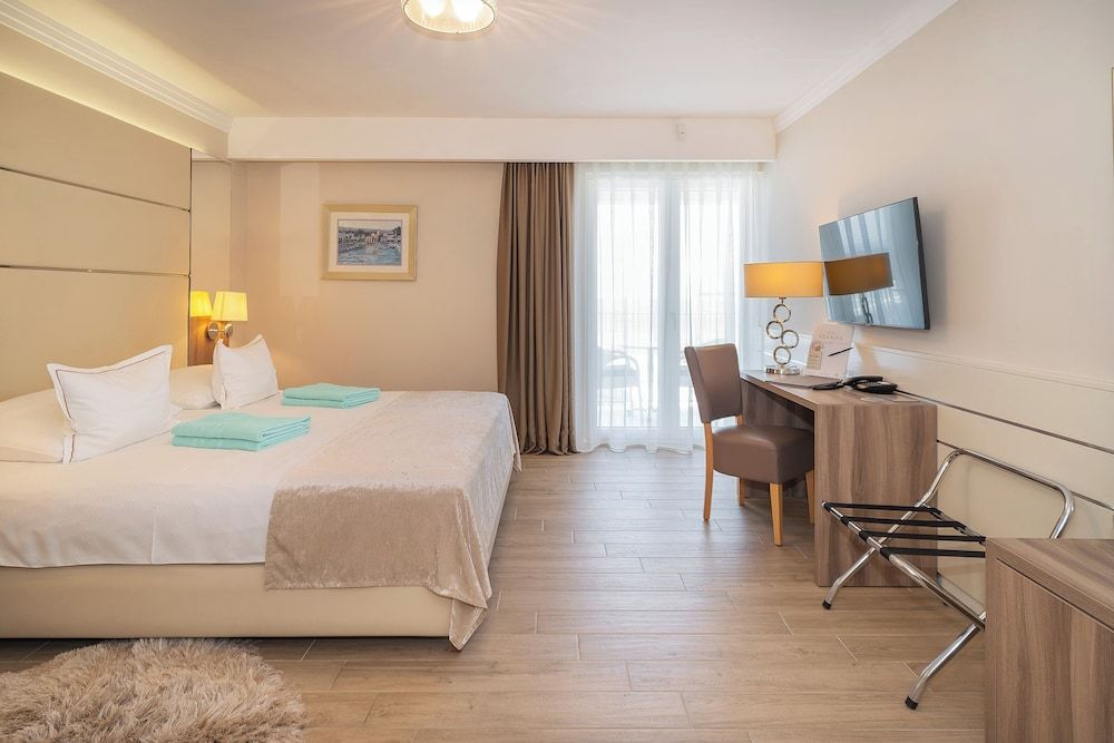 Superior Double Room, Balcony, Sea View
