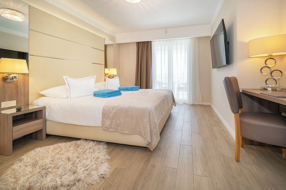Superior Double Room, Balcony