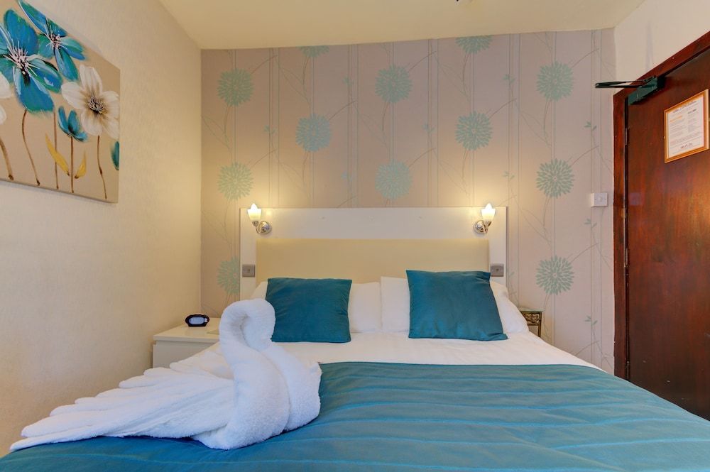 The Strathdon Standard Double Room 24