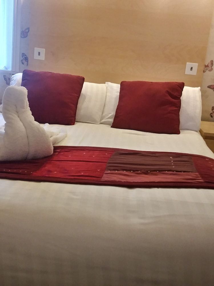 The Strathdon Standard Double Room 15