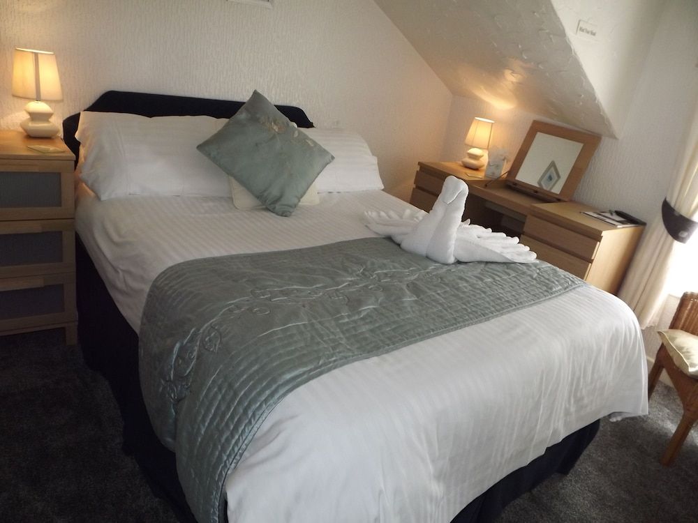 The Strathdon Standard Double Room 7