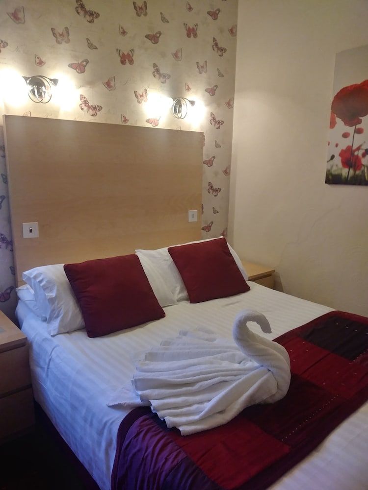 The Strathdon Standard Double Room 18