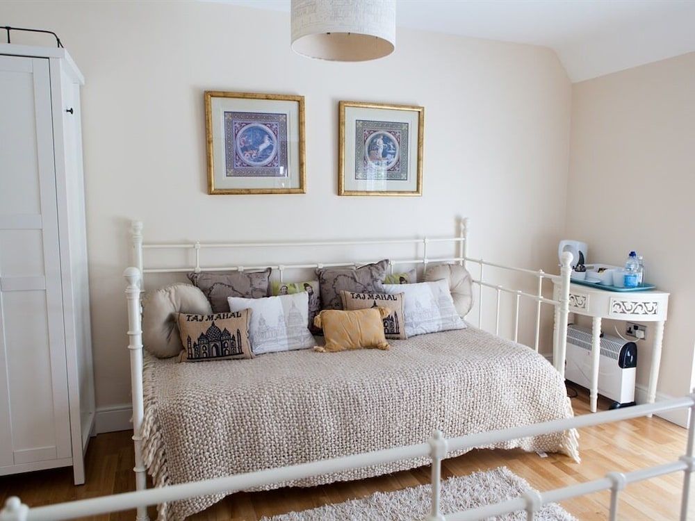 Birch House B&B Suite, Ensuite 2