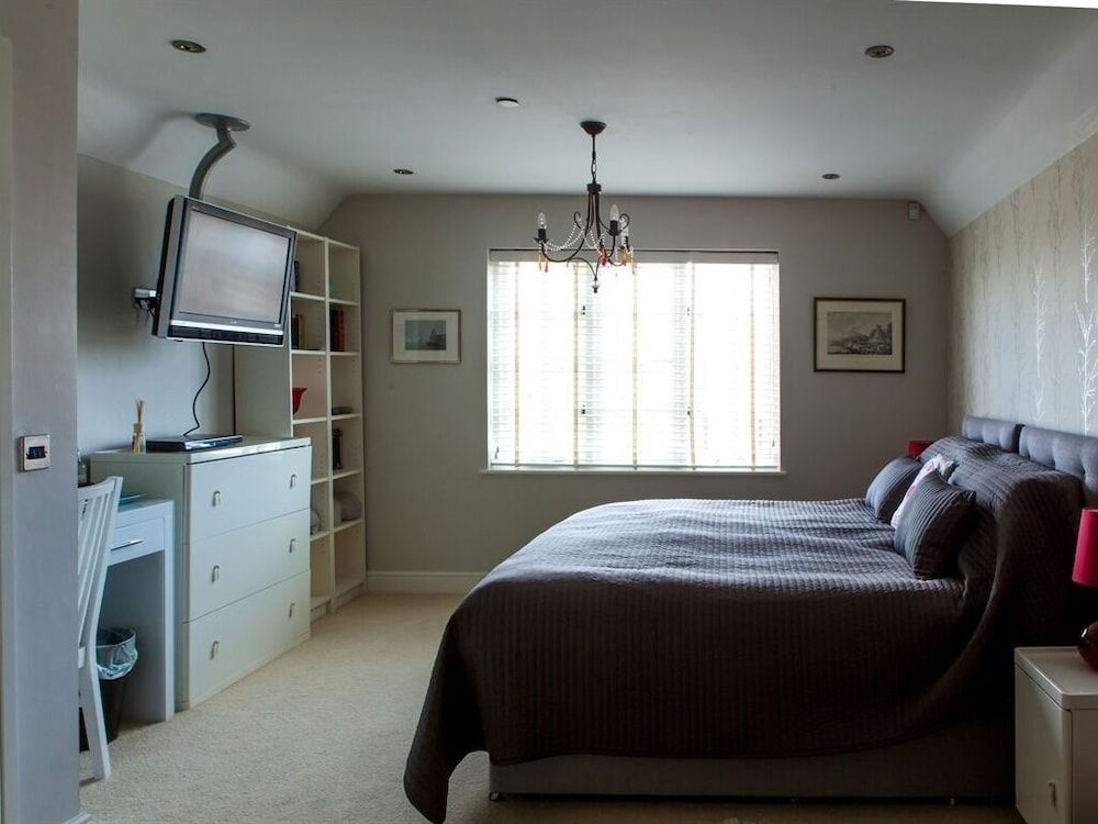 Birch House B&B Deluxe Suite, Ensuite 4