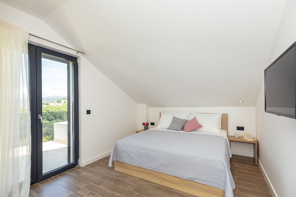 Hedera Estate, Villa Hedera II Premium Villa, Private Pool (5 Bedrooms) 2