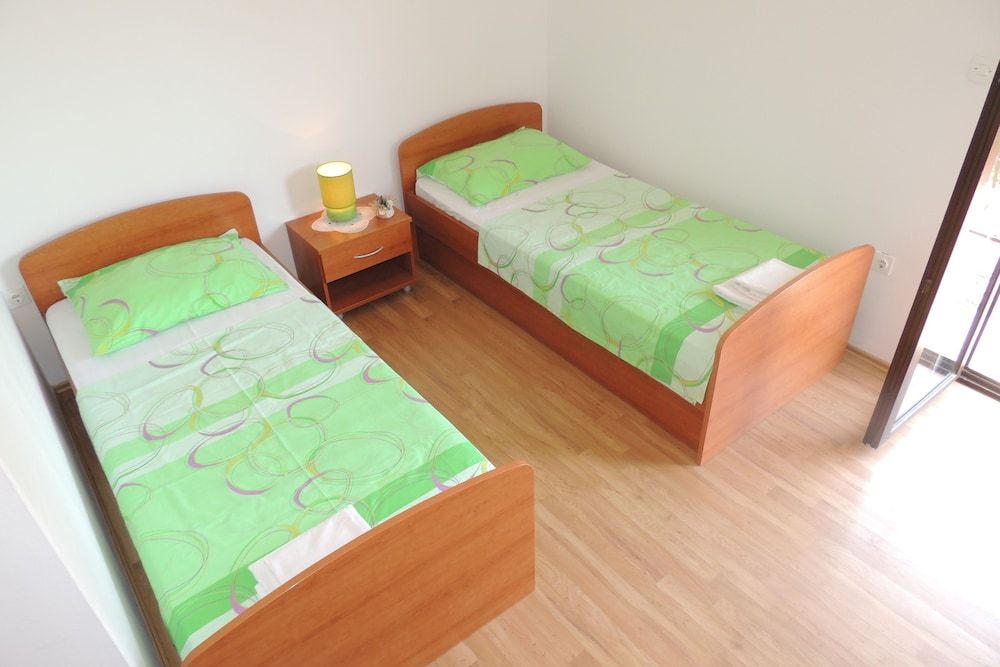 Apartments Travarevic Apartment, 2 Bedrooms 6