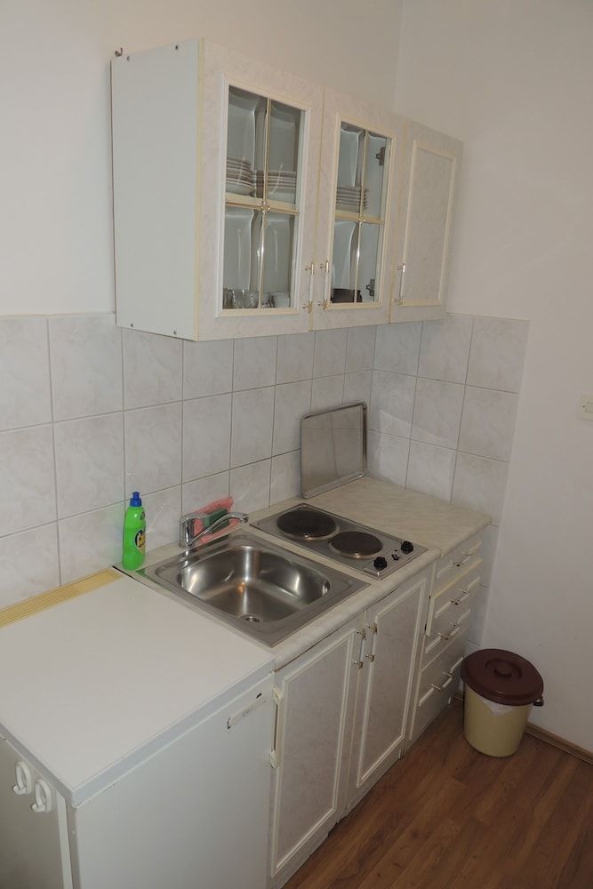 Apartments Travarevic Apartment, 2 Bedrooms 8