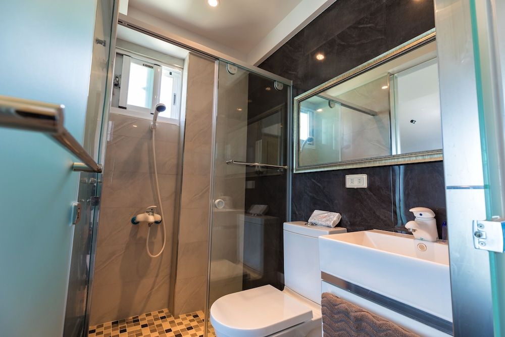 Jia Xiang Lin Guan Hai Homestay 2 Panoramic Quadruple Room, 2 Double Beds, Non Smoking, Ocean View 5