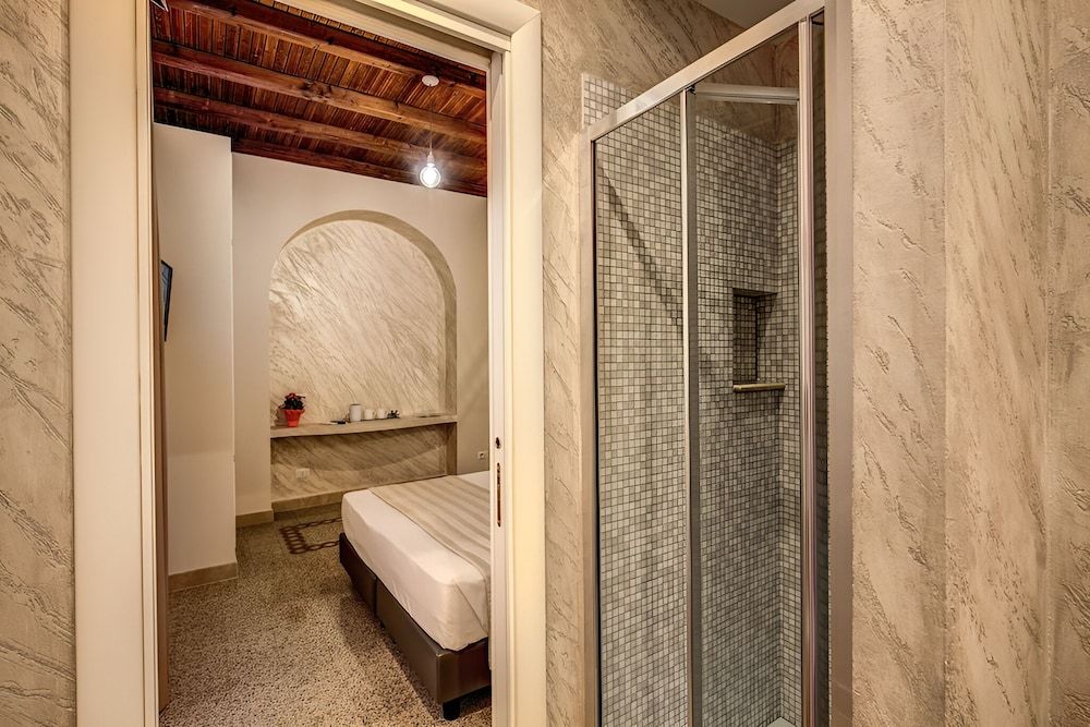 undefined Colosseo Accomodation Room Guest House 9