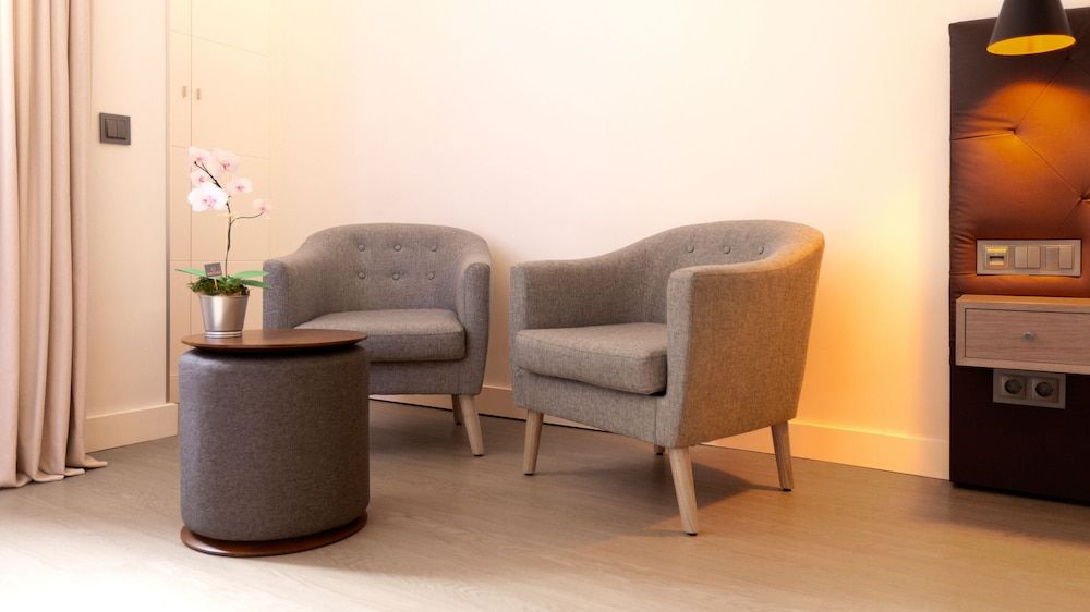 Woohoo Rooms Boutique Sol Family Suite 3