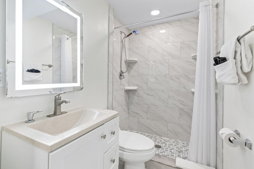 Atlantic Shores Motel Room 101 5