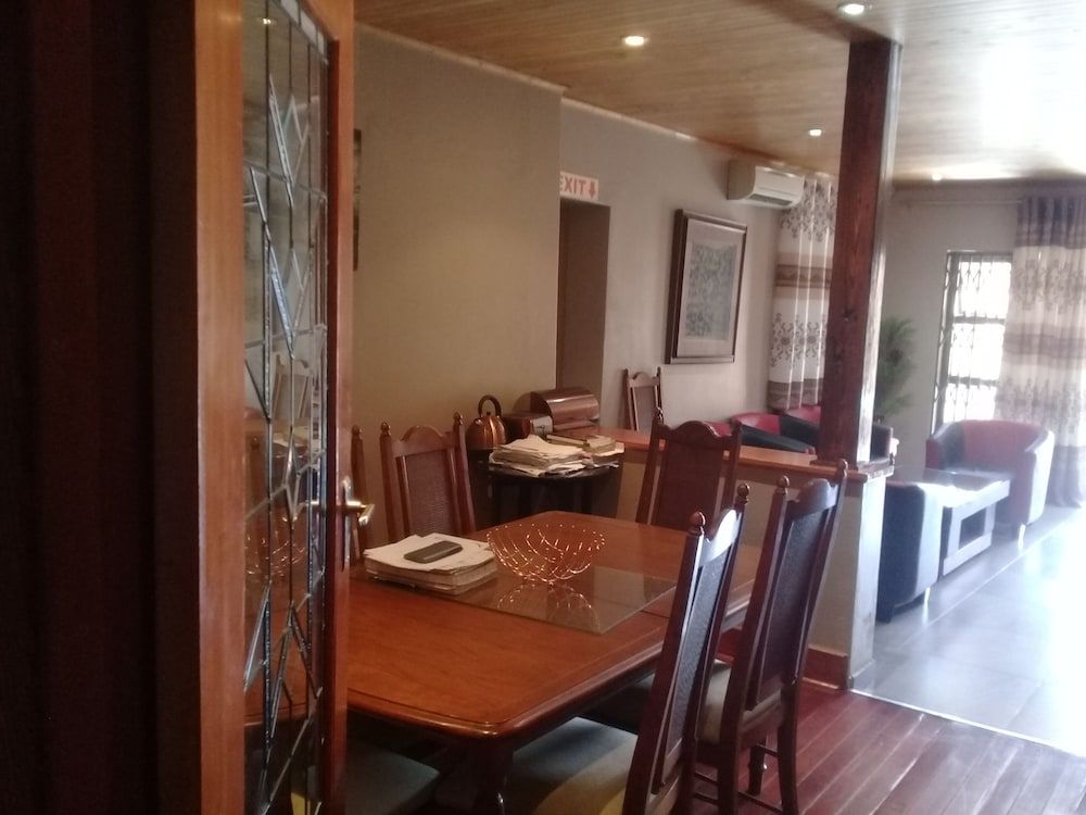 undefined Miraton Eastgate Suites 7