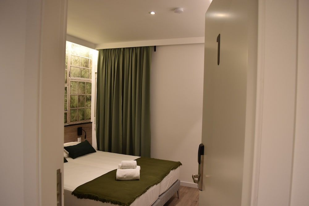 undefined Casp Green House 10