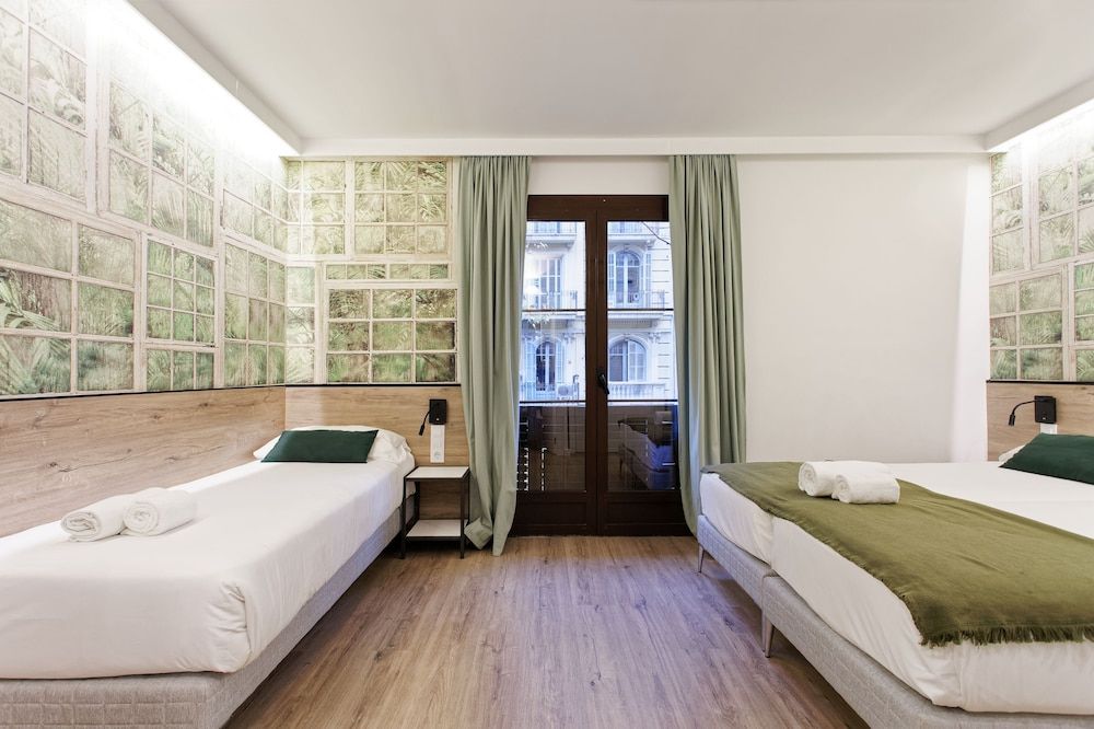 undefined Casp Green House 4