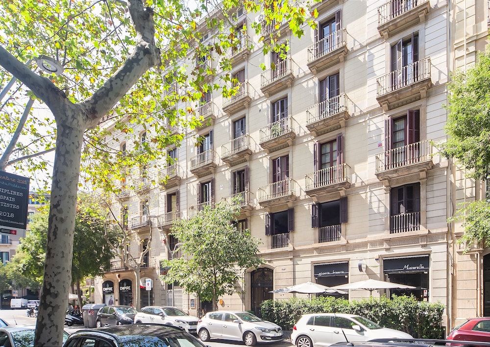 undefined Casp Green House 7