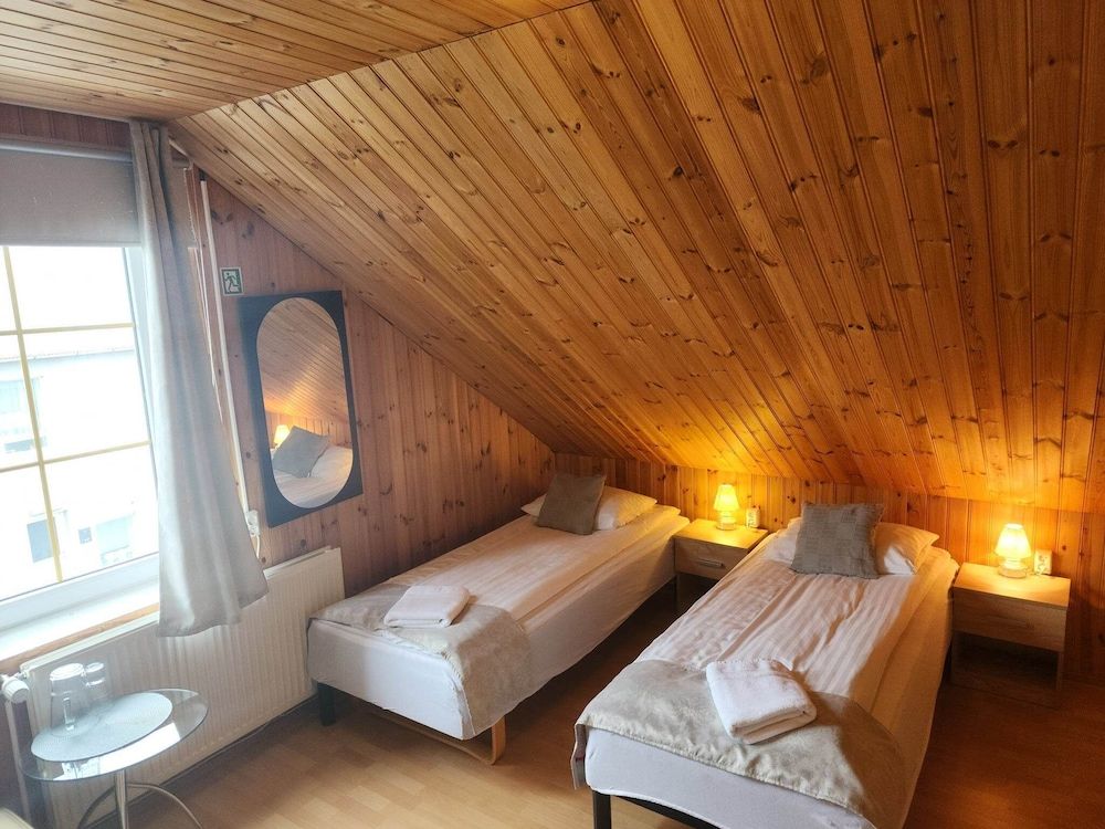 Double or Twin Room, Shared Bathroom