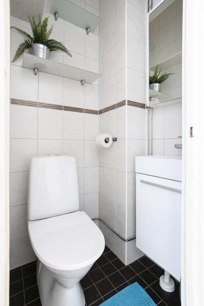 2ndhomes Bright Top Floor Studio in Fredrikinkatu City Studio, 1 Queen Bed, City View 8