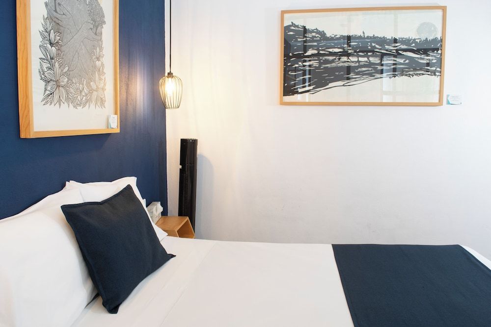 Romance City Hotel Signature Room 2