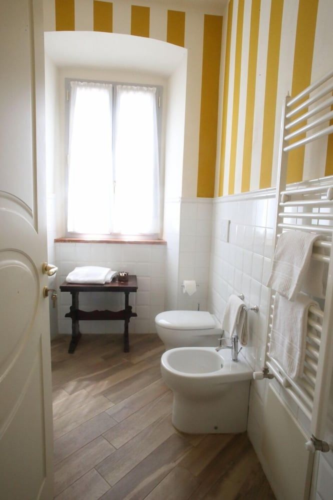 Residenza D'Epoca Villa Agnolaccio Family Room, Connecting Rooms 6