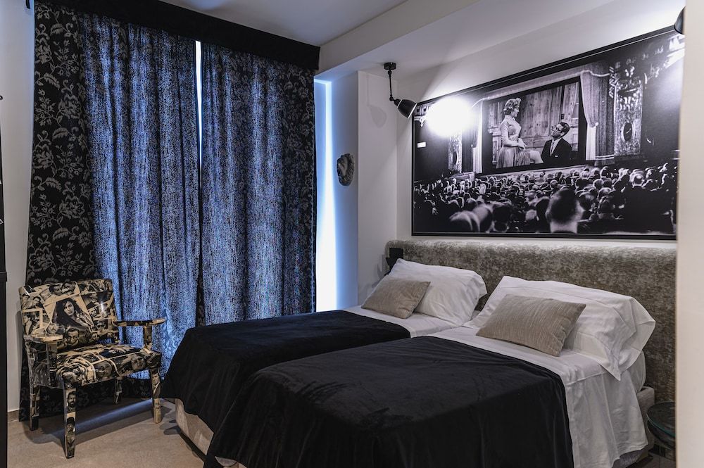 Residence CineApollo Standard Room 2