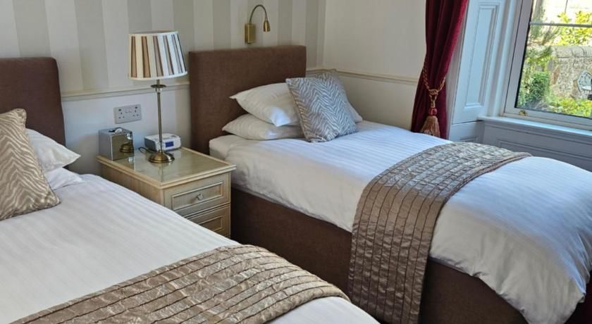 undefined Highfield Guest House 4