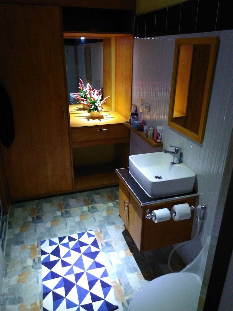 Mango's Beachfront Resort Superior Room, Non Smoking 6