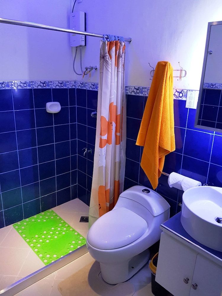 Mango's Beachfront Resort Premier Suite, Ocean View 3