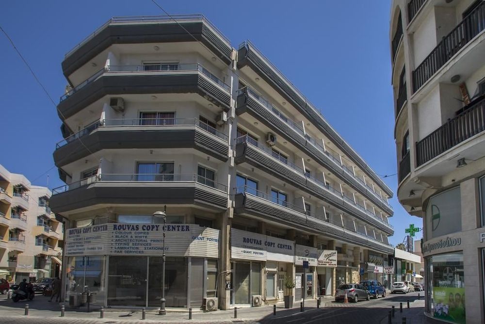undefined Les Palmiers Petrou Apartments 3