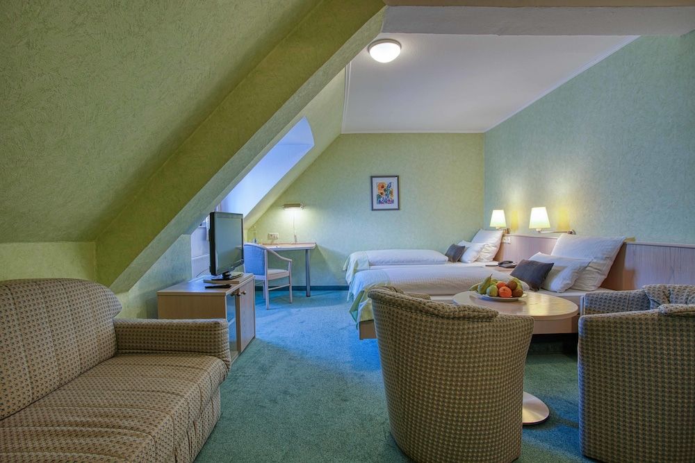 Twin Room (mit Dusche)