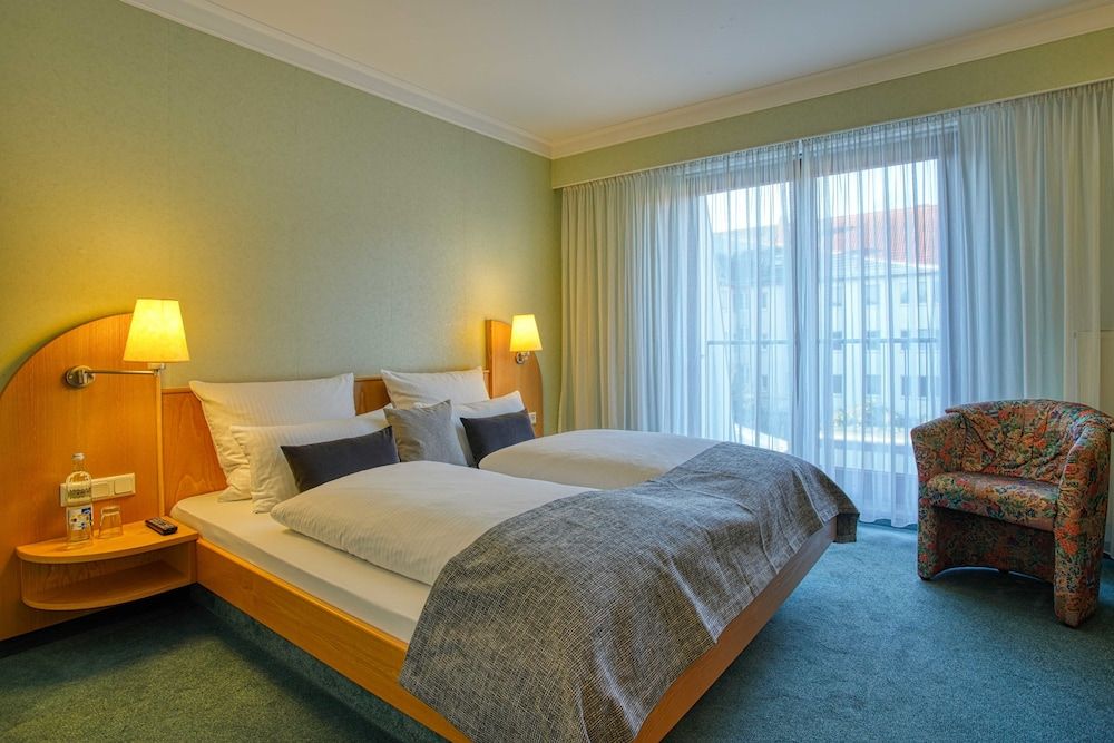 Double or Twin Room, Garden View